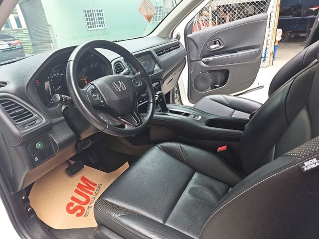 S版本 藍芽 定速 衛星導航 倒車顯影 歡迎來電賞車 蔡先生0937-265276  第18張相片