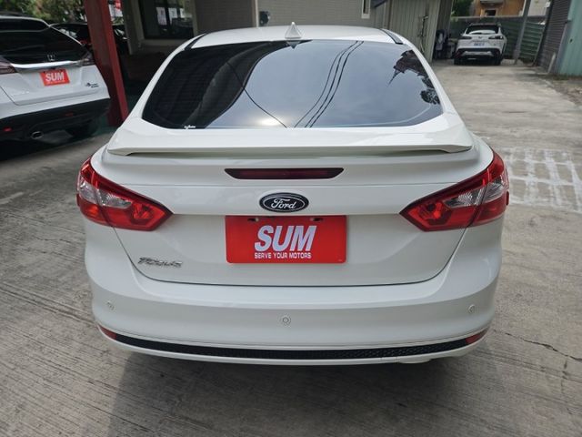 優質好車 定速 方向盤快撥鍵 倒車雷達 歡迎來電賞車 蔡先生0937-265-276  第5張相片