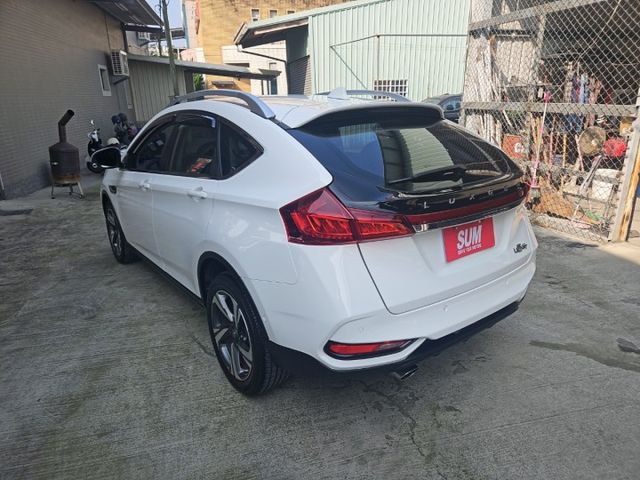 改版後u6 大螢幕 360度環景 換檔撥片 藍芽 倒車顯影 歡迎來店賞車0937-265-276  第7張相片