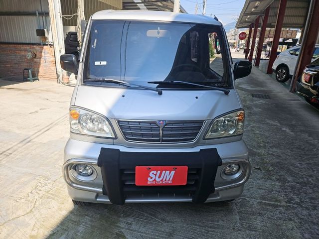 8人座證件 4輪傳動 稀有車 需第三排椅子+購8000 蔡先生0937-265-276  第2張相片