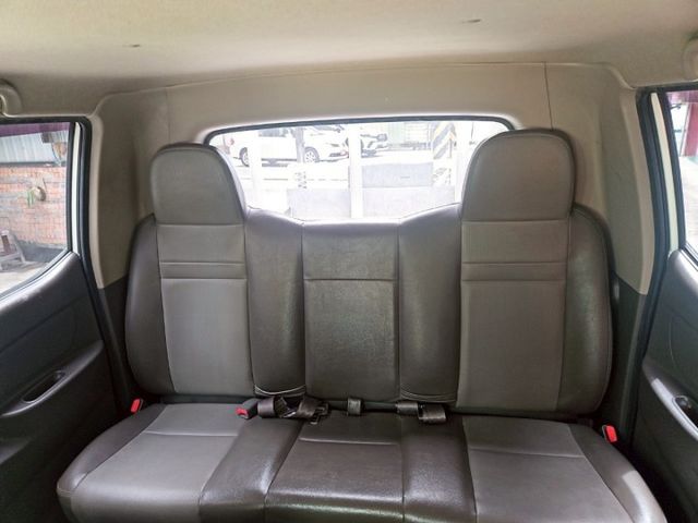 6人座小霸王 柴油 歡迎來電賞車 蔡先生0937-265-276  第9張相片