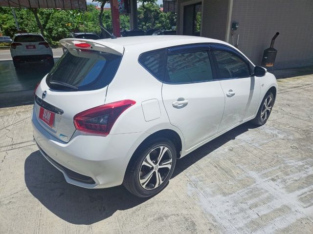 定速 藍芽 倒車顯影 低里程 歡迎來電賞車 蔡先生0937-265-276  第6張相片