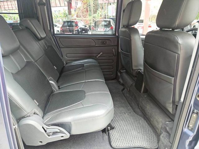 低里程 4WD 歡迎來電賞車 蔡先生0937-265-276  第11張相片