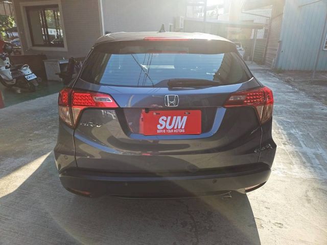 家庭小休旅 藍芽 定速 導航 倒車顯影 歡迎來電賞車 蔡先生0937-265-276  第4張相片