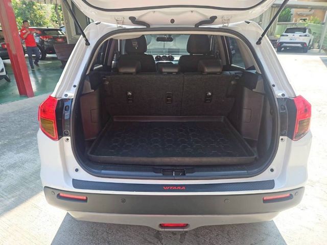 藍芽 導航 定速 換檔撥片 方向盤控制鍵 歡迎來電賞車 蔡先生0937-265-276  第13張相片