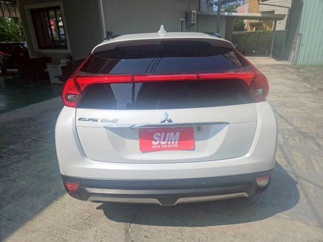 4WD 導航 藍芽 換檔撥片 電動尾門CP值超高 歡迎來電賞車蔡先生0937-265-276  第4張相片