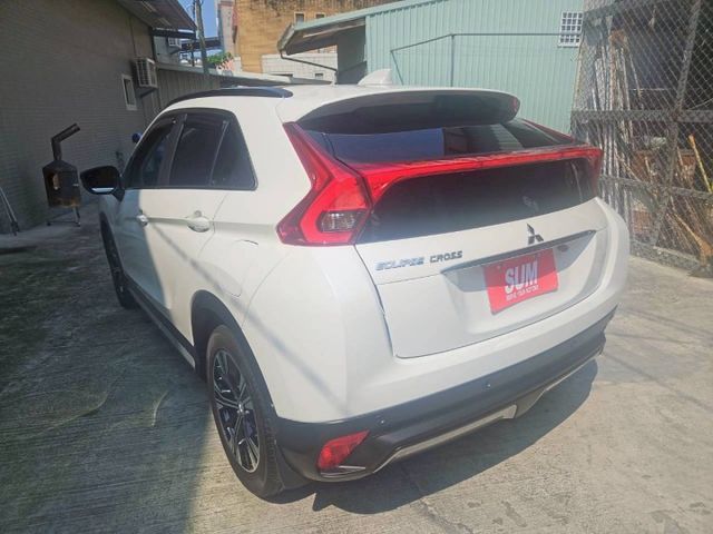 4WD 導航 藍芽 換檔撥片 電動尾門CP值超高 歡迎來電賞車蔡先生0937-265-276  第5張相片