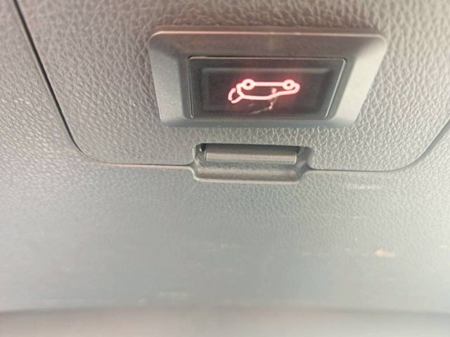 4WD 導航 藍芽 換檔撥片 電動尾門CP值超高 歡迎來電賞車蔡先生0937-265-276  第12張相片