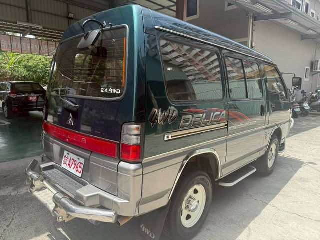 正一手車  4WD 正常保養 歡迎來電賞車 蔡先生0937-265-276  第3張相片