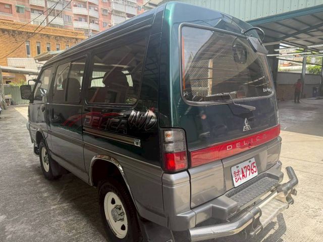 正一手車  4WD 正常保養 歡迎來電賞車 蔡先生0937-265-276  第4張相片