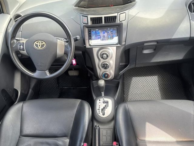 YARIS  第10張相片