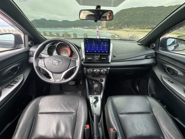 2014年 Toyota Yaris 黑色 里程：18萬 基本改裝 歡迎來店賞車  第7張相片