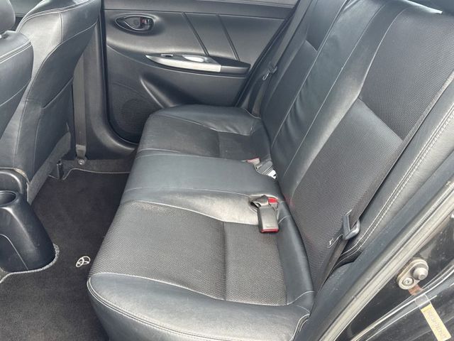 2014年 Toyota Yaris 黑色 里程：18萬 基本改裝 歡迎來店賞車  第9張相片