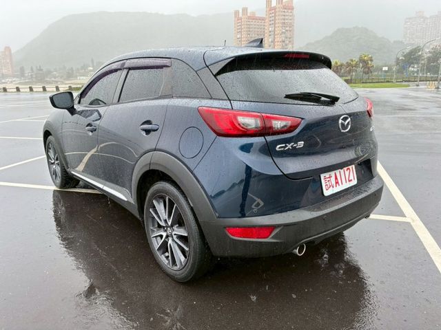 2018年 馬自達 CX-3 頂級版 紳士藍 「保證原鈑件」 行駛里程：11萬「保證里程」 歡迎來店賞車  第6張相片