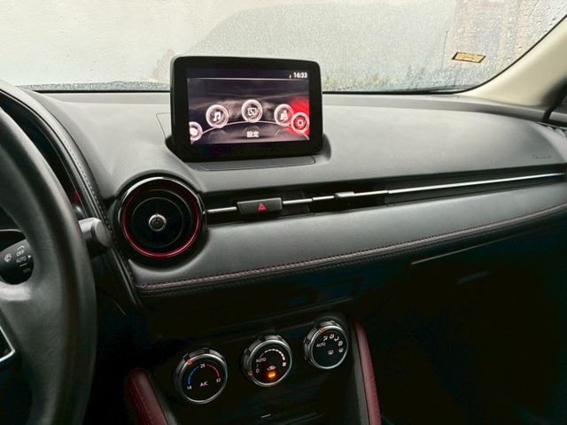 2018年 馬自達 CX-3 頂級版 紳士藍 「保證原鈑件」 行駛里程：11萬「保證里程」 歡迎來店賞車  第10張相片