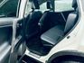 2017年 Toyota RAV4 『ACC跟車』重點配備：倒車顯影/後視鏡顯示器/免鑰匙/後備箱旅行燈/迎賓踏板  第10張縮圖