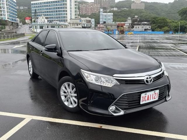重點配備：倒車雷達/前車距偵測/改一鍵啟動/雙區溫控/液晶影音系統/抬頭顯示/後座出風口/方向盤音量控制/行車記錄器  第3張相片