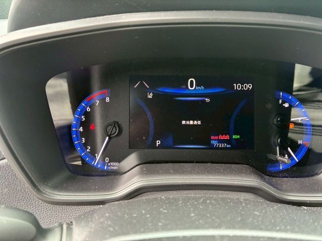 (原版件ACC跟車)重點配備：倒車顯影/倒車雷達/液晶影音系統/方向盤音量控制/抬頭顯示器/免鑰匙  第20張相片
