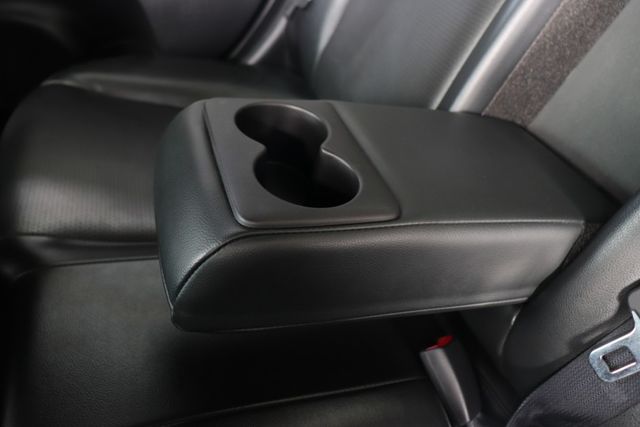 電動天窗/換檔撥片/免鑰匙啟動車門鎖/6只揚聲器  第11張相片