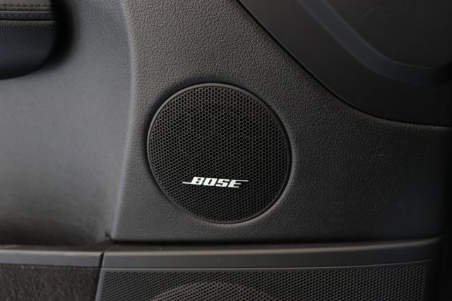 BOSE音響/電動天窗/雙前座電動座椅/V型8缸  第10張相片