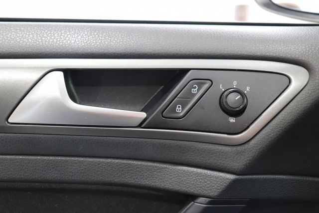 2013 Volkswagen Golf 1.2 TSI Comfort Lin  第12張相片