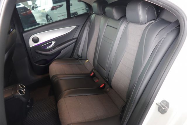 2018E200 全車E63套件 新胎 原鈑件 無任何待修 引擎活塞剛換鍛造保固  第6張相片