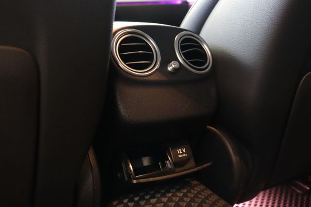 2018E200 全車E63套件 新胎 原鈑件 無任何待修 引擎活塞剛換鍛造保固  第11張相片