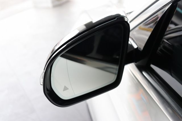 2018E200 全車E63套件 新胎 原鈑件 無任何待修 引擎活塞剛換鍛造保固  第16張相片