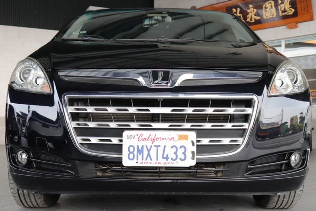 2010 Luxgen 7 MPV 電動滑門 一手車 低里程 原廠保養  第4張相片