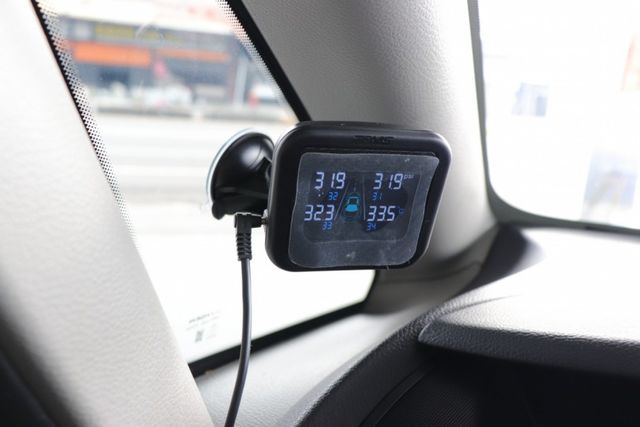 2010 Luxgen 7 MPV 電動滑門 一手車 低里程 原廠保養  第18張相片