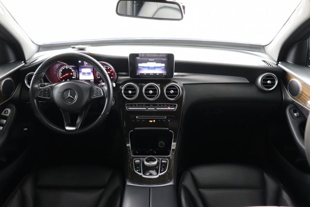 2017 賓士 GLC300 4MATIC LED/天窗/倒車顯影/電尾門  第10張相片