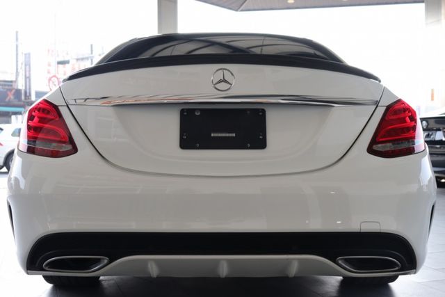 2016賓士C300 柏林之音 紅內裝 冷熱通風椅 無任何待修  第17張相片