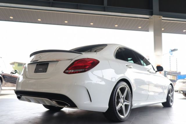 2016賓士C300 柏林之音 紅內裝 冷熱通風椅 無任何待修  第19張相片