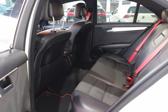 2012 M-Benz  C25/ 原鈑件/ 全景天窗 /雙前座電動調整  第5張相片