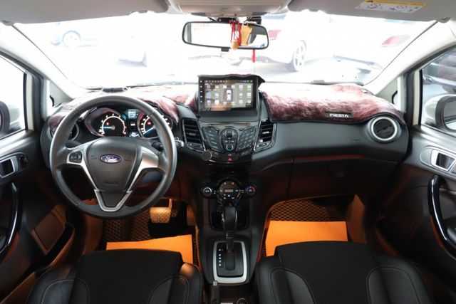 2019 Ford EcoBoost 125運動型/低里程/雙前座跑車座椅/  第3張相片