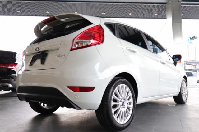 2019 Ford EcoBoost 125運動型/低里程/雙前座跑車座椅/  第18張相片