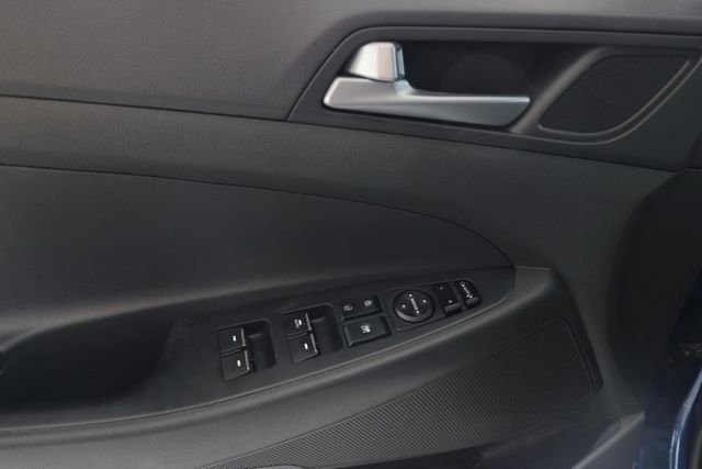 2017 Hyundai Tucson 尊貴/全景天窗/循跡防滑控制系統  第11張相片