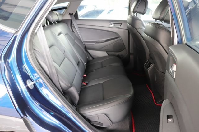 2017 Hyundai Tucson 尊貴/全景天窗/循跡防滑控制系統  第16張相片