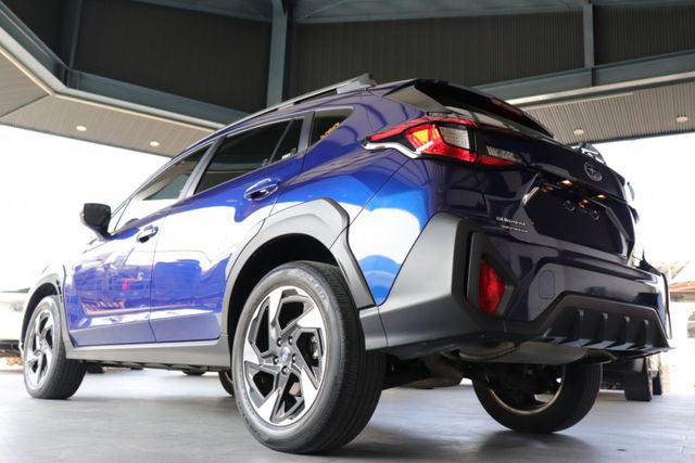 2023年Crosstrek 頂規ES4.0 四輪傳動 低里程 四驅 盲點 定速  第17張相片