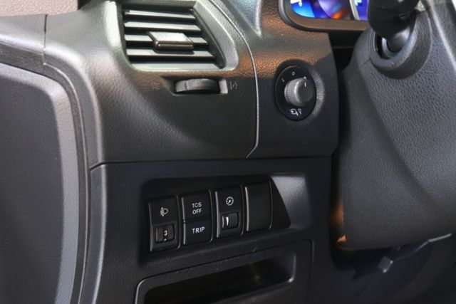 空力套件/原鈑件/環景影像系統/電動天窗/HUD抬頭顯示器  第11張相片