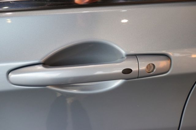 空力套件/原鈑件/環景影像系統/電動天窗/HUD抬頭顯示器  第16張相片