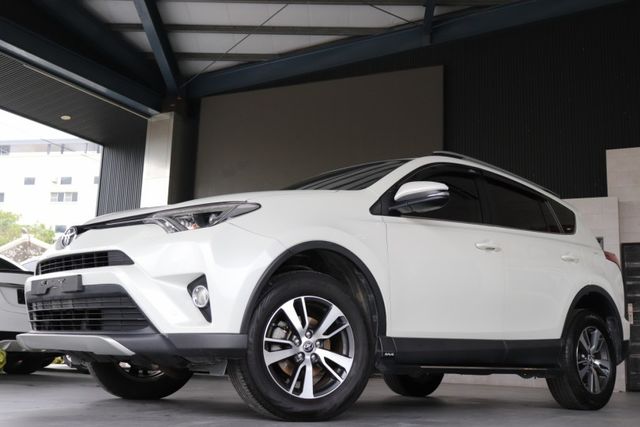 RAV4 2.5 G 原版件/I KEY/電尾門/電動椅/恆溫/定速  第1張相片