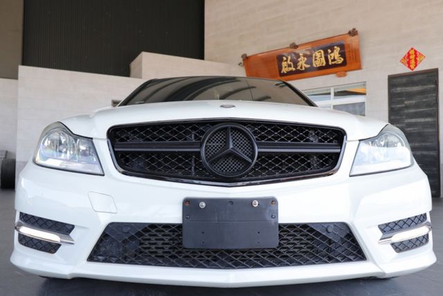 全景天窗/定速巡航/低里程/後座出風口  第2張相片