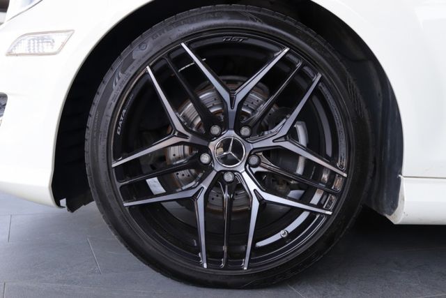 全景天窗/定速巡航/低里程/後座出風口  第14張相片