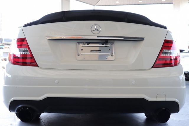 全景天窗/定速巡航/低里程/後座出風口  第17張相片