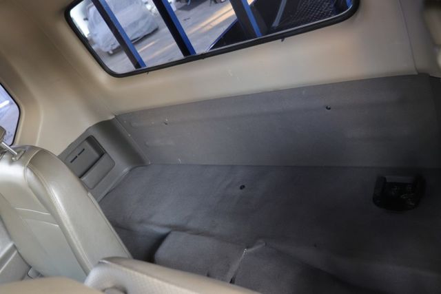 昇降尾門/原廠標配主動安全/鐵床手排  第9張相片