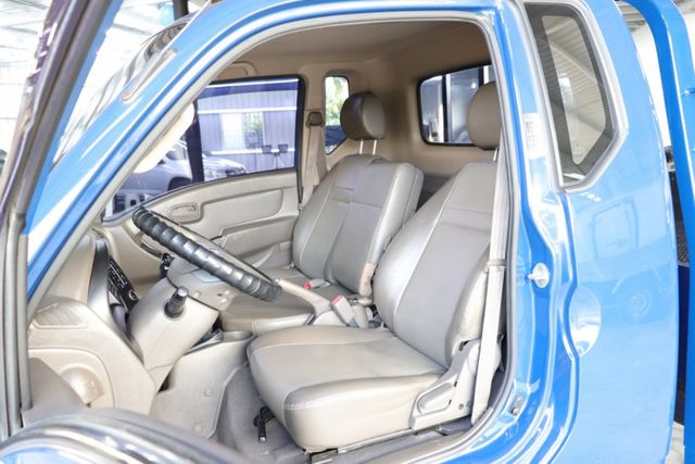 昇降尾門/原廠標配主動安全/鐵床手排  第11張相片