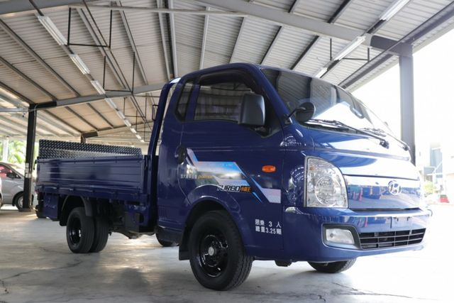 昇降尾門/原廠標配主動安全/鐵床手排  第20張相片