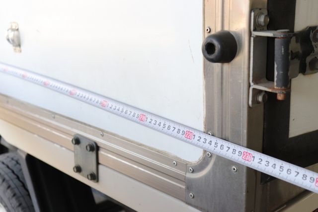 極低溫冷凍廂/頭燈水平手動調整/前座電動窗  第5張相片