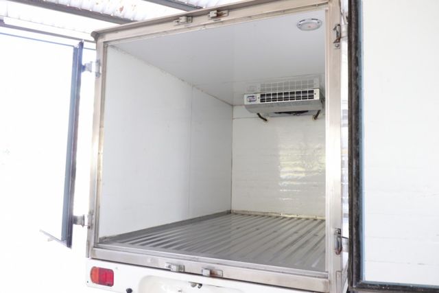 極低溫冷凍廂/頭燈水平手動調整/前座電動窗  第9張相片